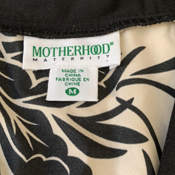 Motherhood Maternity Silky Blouse - Medium - Picture 7 of 10